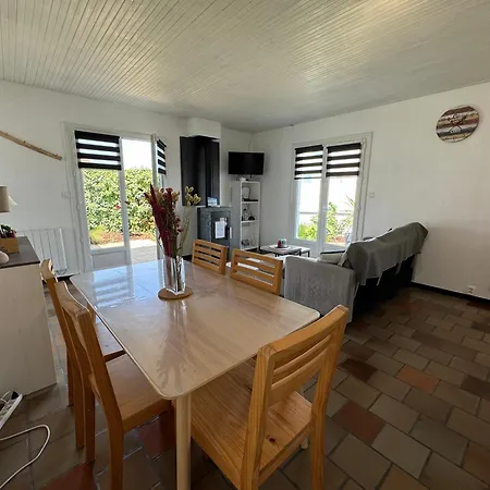 Maison Spacieuse Pres De La * 라트슈수르메르